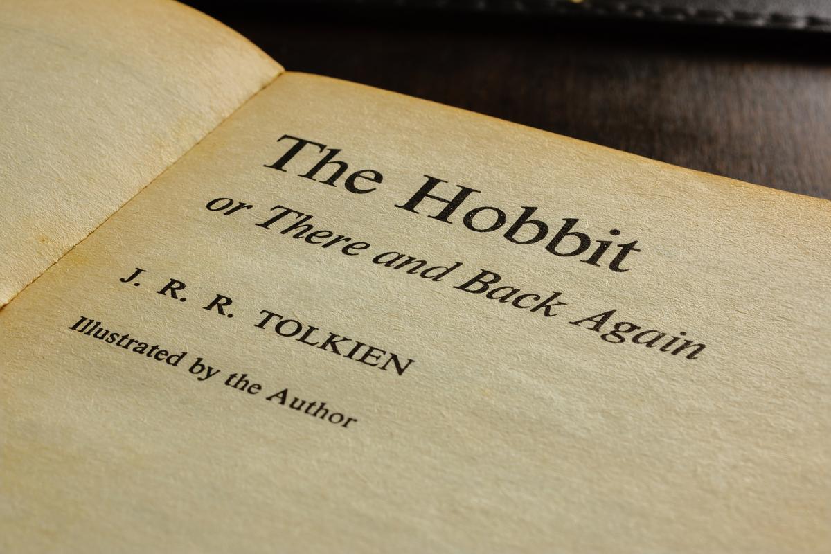 J.R.R Tolkien - Hobit