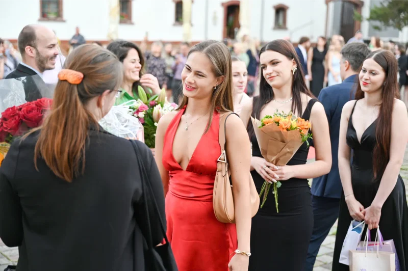 Předávání maturitních vysvědčení, OA Praha 2024