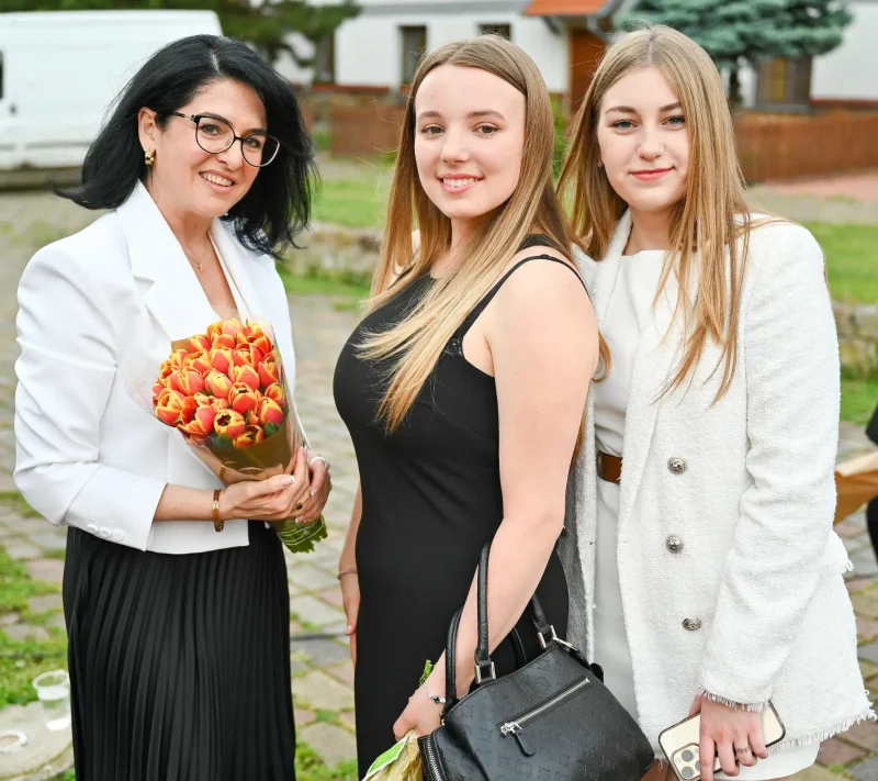 Předávání maturitních vysvědčení, OA Praha 2024