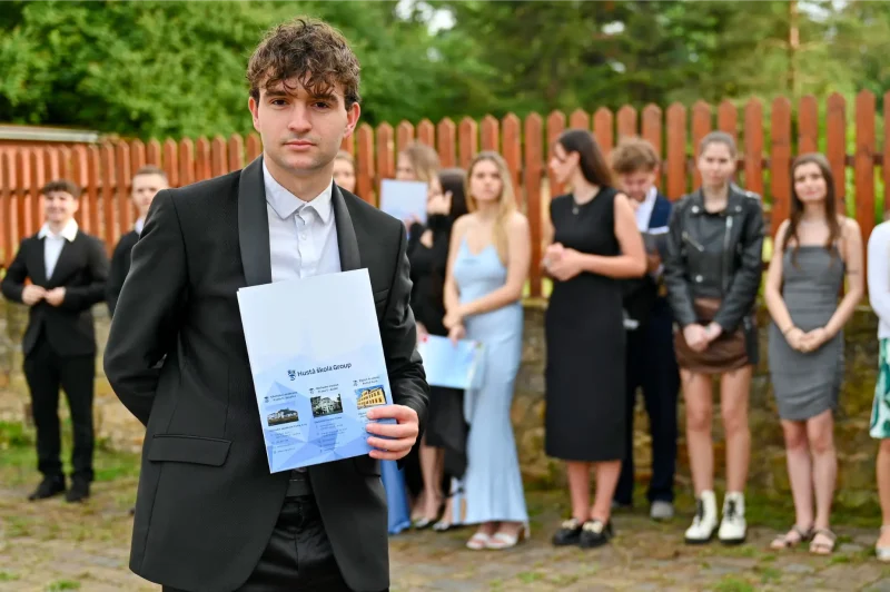 Předávání maturitních vysvědčení, OA Praha 2024