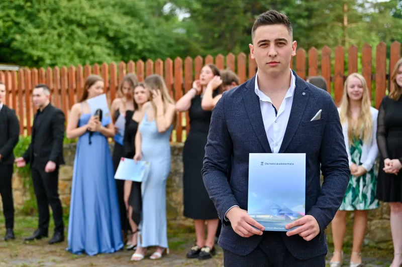 Předávání maturitních vysvědčení, OA Praha 2024