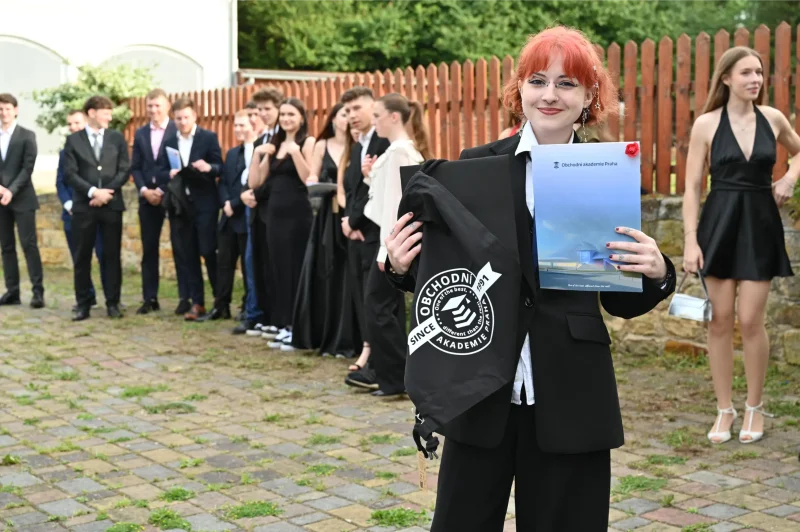 Předávání maturitních vysvědčení, OA Praha 2024