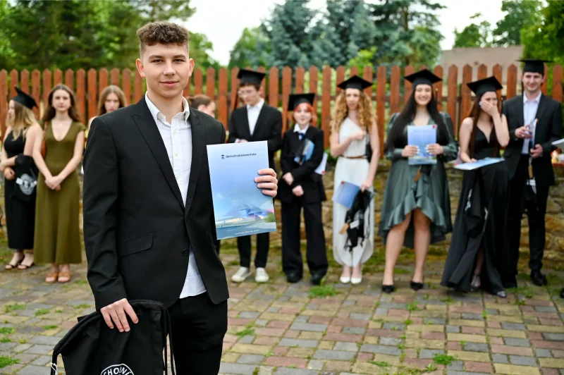Předávání maturitních vysvědčení, OA Praha 2024