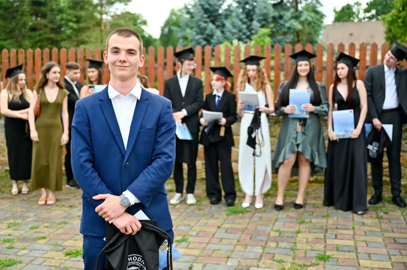 Předávání maturitních vysvědčení, OA Praha 2024