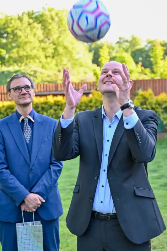 Předávání maturitních vysvědčení OA Praha Satalice